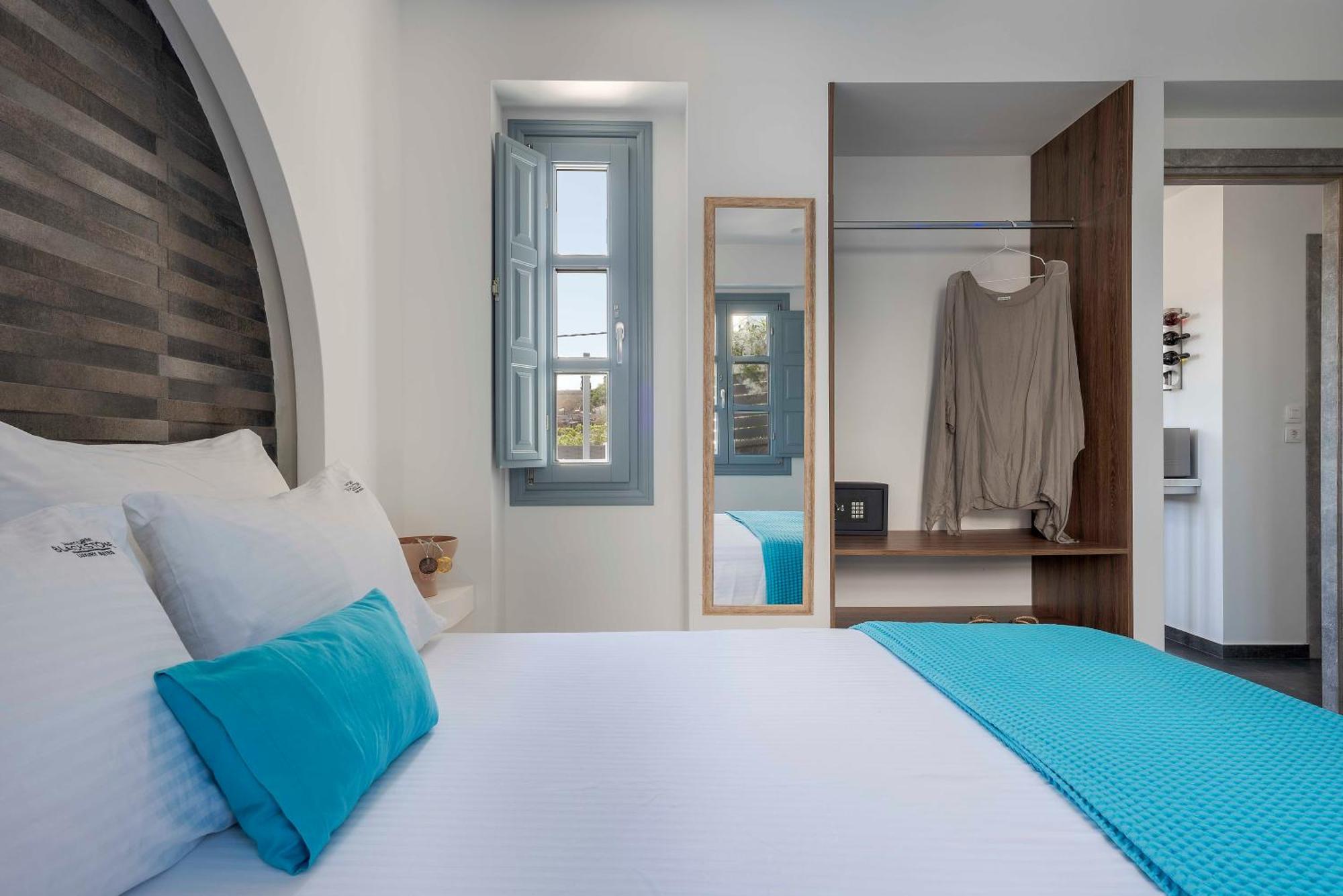 Blackstone Luxury Suites Emporio  Phòng bức ảnh